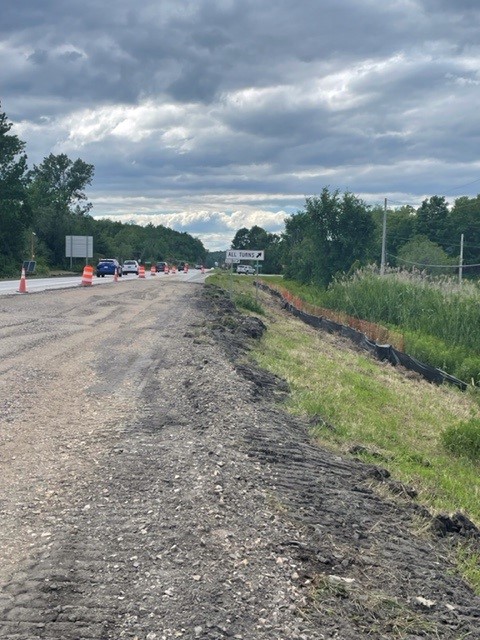 Crews installed erosion prevention and sediment control measures along U.S. 7, U.S. 2, and the I-89 Exit 17 interchange in Colchester, VT. 