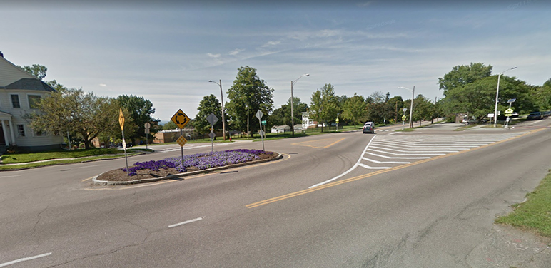 Existing view of roundabout from Ledge Road